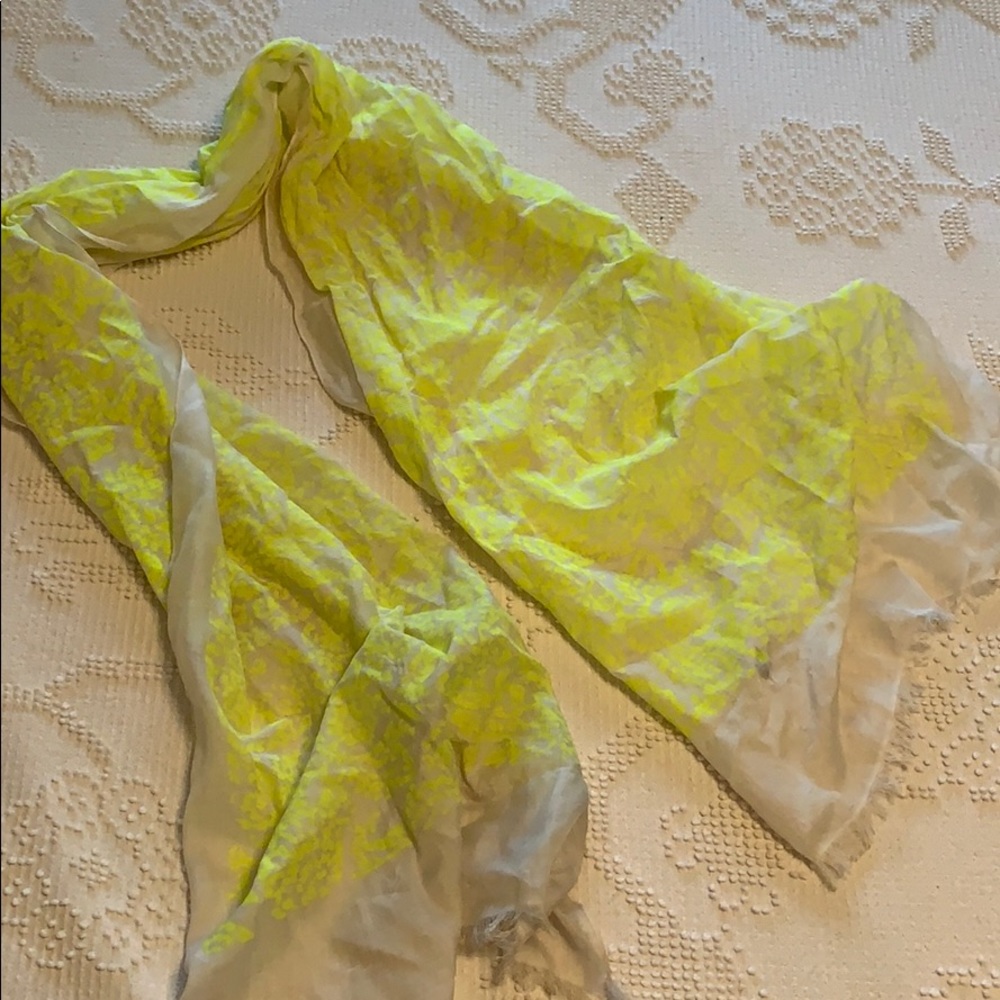 Linen printed scarf